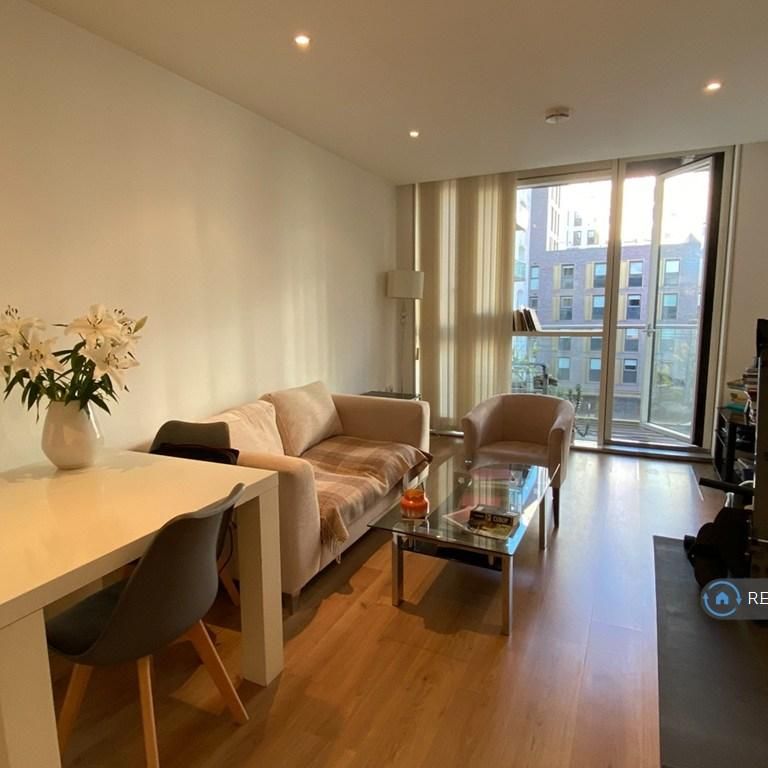 1 bedroom flat to rent - Photo 1