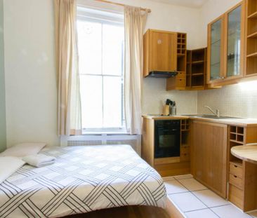 Flat 11 Gloucester Street, Pimlico SW1V 2DB - Photo 1