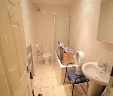 1 bedroom property to rent - Photo 4