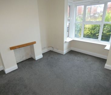 3 bed Terraced - To Let - Photo 2
