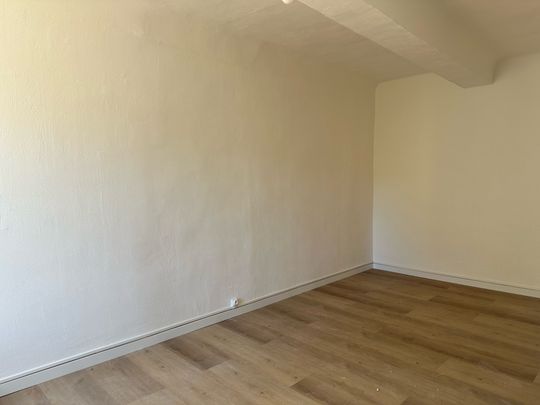 Location Appartement 2 pièces 47m² TOULON 83000 - Photo 1