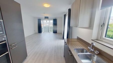 2 bedroom flat to rent - Photo 3