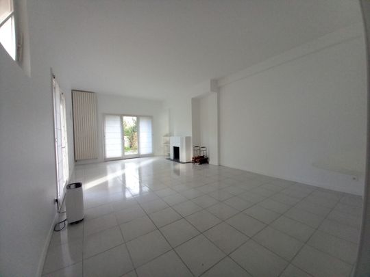 Tout savoir sur cette maison à Saint-Germain-en-Laye - Photo 1