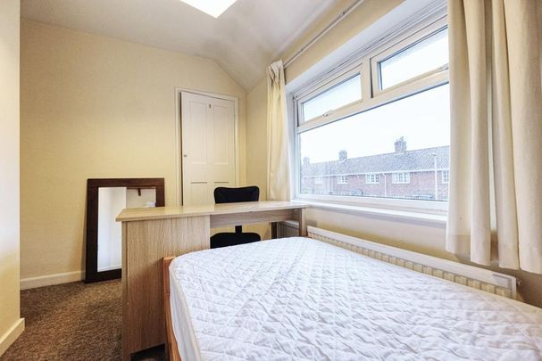 5 bedroom terraced house to rent - Photo 1