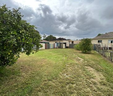 Perfect Central Location - Photo 5