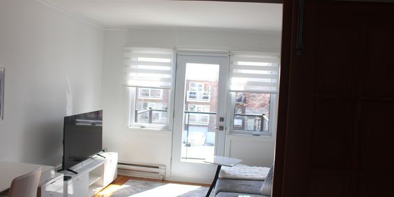 Apt. 3 1/2, Meublé Et Rénové - Photo 3