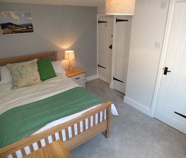 1 bedroom detached to rent - Photo 2