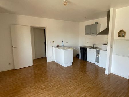 Location Appartement 2 pièces 48m² JOUE LES TOURS 37300 - Photo 4