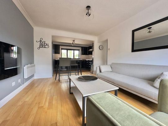 2 bedroom maisonette to rent - Photo 1