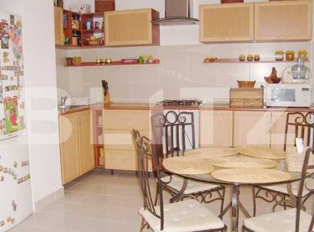 Apartament 4 camere, 110 mp, imobil nou, zona Salii Sportului - Photo 2