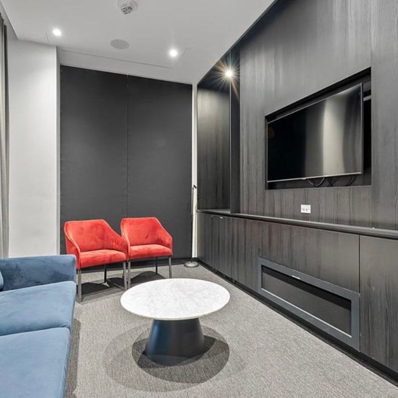 For Lease - 20 Edward Street Unit# 1706, Toronto, Ontario - Photo 1