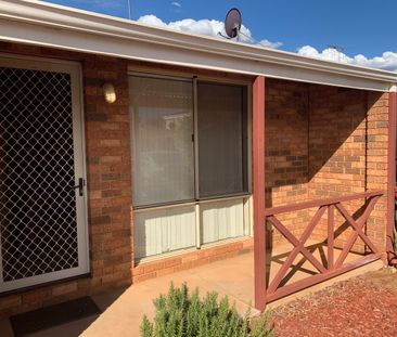 Furnished Unit in Secure Complex - Photo 3