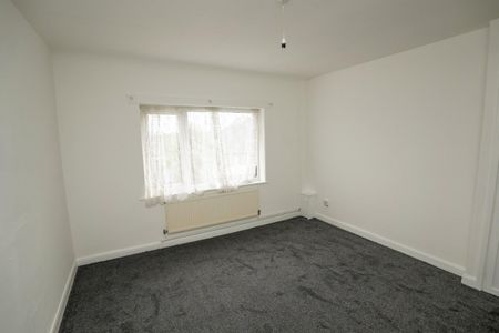 1 bed Flat for Rent - Photo 4