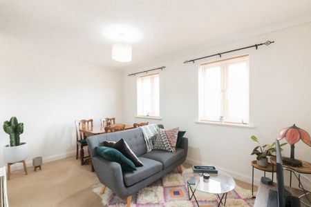 1 bedroom flat to rent - Photo 2