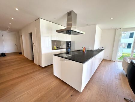 MODERN, ZENTRAL UND MIT SEESICHT - Photo 2