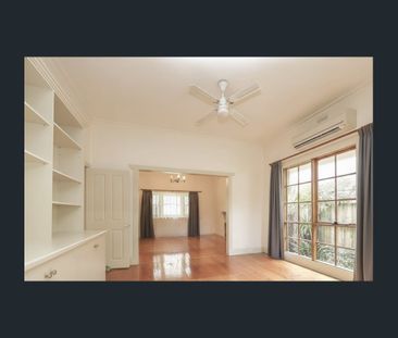 Charming Glen Iris Home with Large Backyard - Photo 2