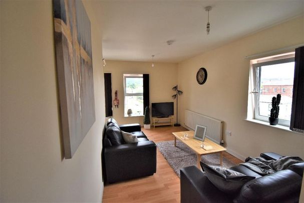 3 bedroom flat to rent - Photo 1