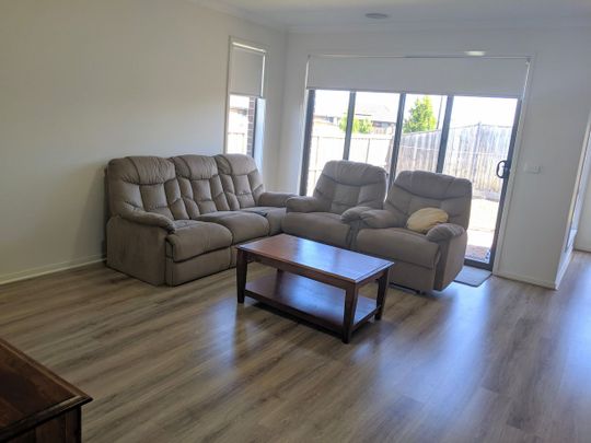 LOVELY 3 BEDROOM HOME - Photo 1