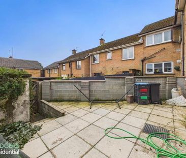 9 Dunure Park, Dundonald, Belfast, BT16 2NR - Photo 5
