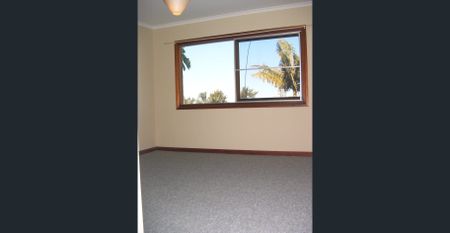 2 BEDROOM HOUSE PLUS ATTIC - ERSKINEVILLE - Photo 3