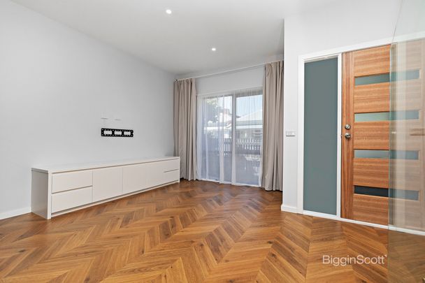 33 Laity Street, Richmond VIC 3121 - House For Rent | Domain - Photo 1