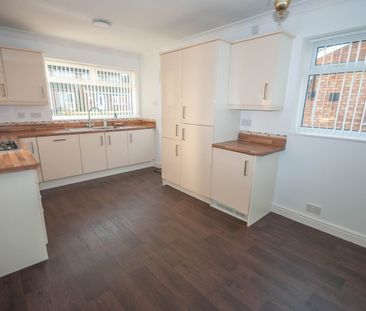 Macbeth Close, Rugby, CV22 - Photo 6