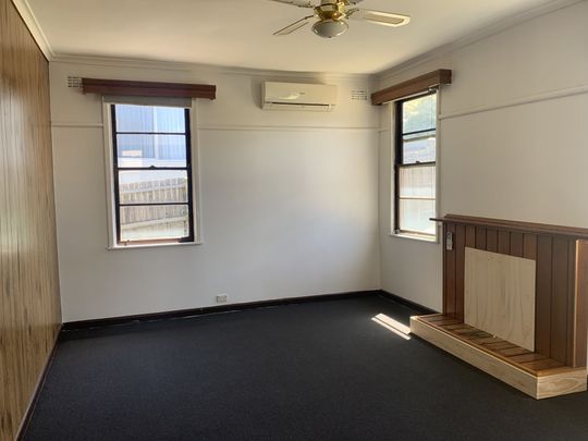 2 Bedroom Home Close to Schools, Shops and Public Transport - Photo 1