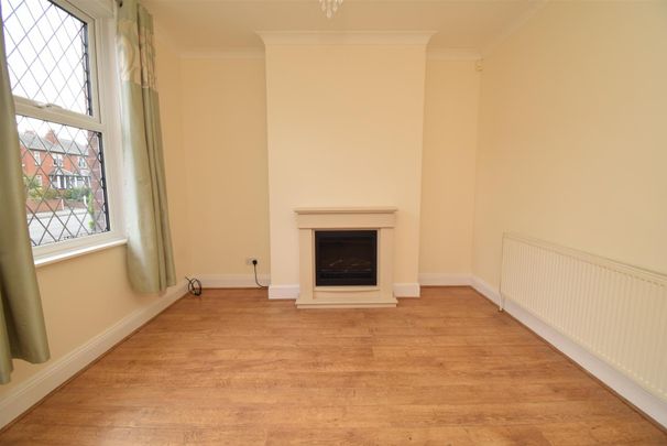 Leeds Road, Wakefield - Photo 1