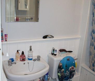 4 bedroom house share to rent - Photo 1