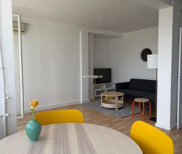 Location - appartement - 63.04 m² - 3 Pièces - Photo 1