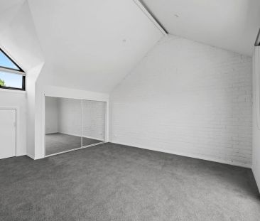 Effortless Inner-City Living in the Heart of Carlton - Photo 5