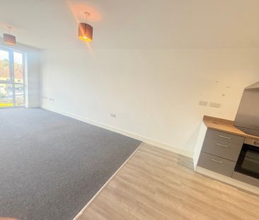 Newton Road, Yeovil, Somerset - Photo 3