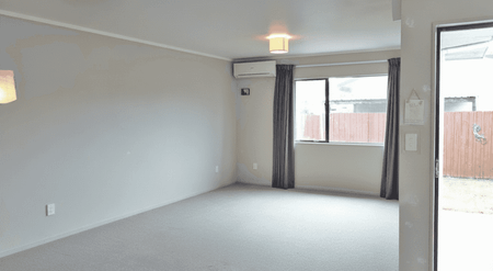 Charming 3-Bedroom Home in Brookfield - Photo 3