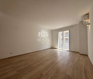 Location Appartement 1 pièce 32m² BEAULIEU SUR MER 06310 - Photo 6