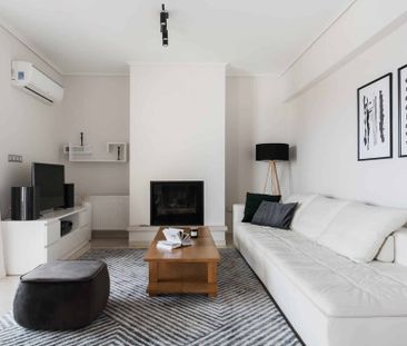 Alluring 2BR Apartment in Marousi - Photo 5