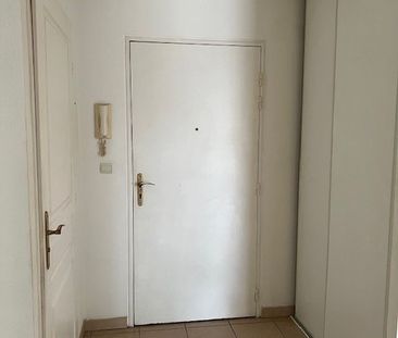 Location Appartement 2 pièces 46m² BRIGNOLES 83170 - Photo 6
