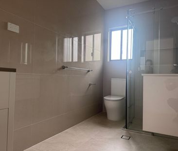 BRAND NEW 2 BEDROOM GRANNY FLAT - Photo 2