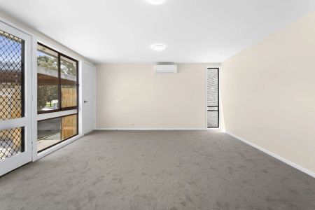 37 Chirnside Circuit, - Photo 2