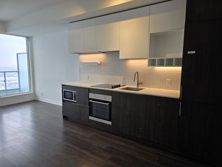 For Lease - 5 Buttermill Avenue Unit# 4905, Vaughan, Ontario - Photo 2