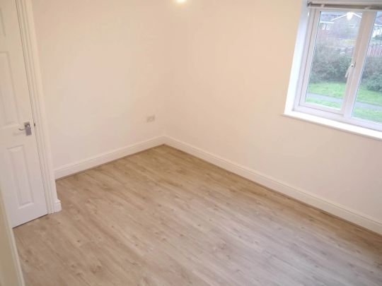 Lemsford Road, Hatfield - Photo 1