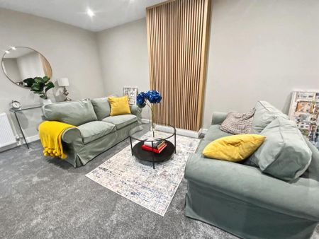 2 bedroom flat to rent - Photo 3