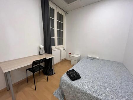 Carrer de Casp, Barcelona, Catalonia 08010 - Photo 5