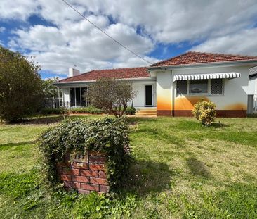 CENTREALLY LOCATED - Photo 4