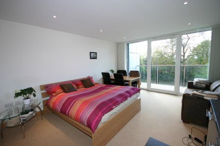 Studio to rent - Photo 4