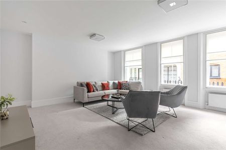 An exceptional three-bedroom house arranged over four storeys, in the heart of Marylebone. - Photo 3