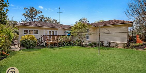 A Comfortable, Spacious Home in An Enviable Location - Photo 3