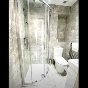 Studio Flat, Western Avenue, W3 - Photo 2