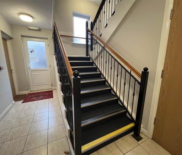 Apartment 8 188-190 Albertbridge Road, Belfast, BT5 4GU - Photo 2