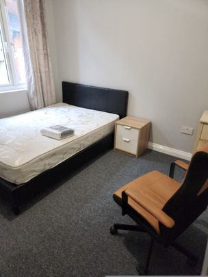 WF6, Normanton - Photo 1