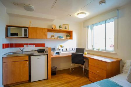 Platinum Studio - Photo 4